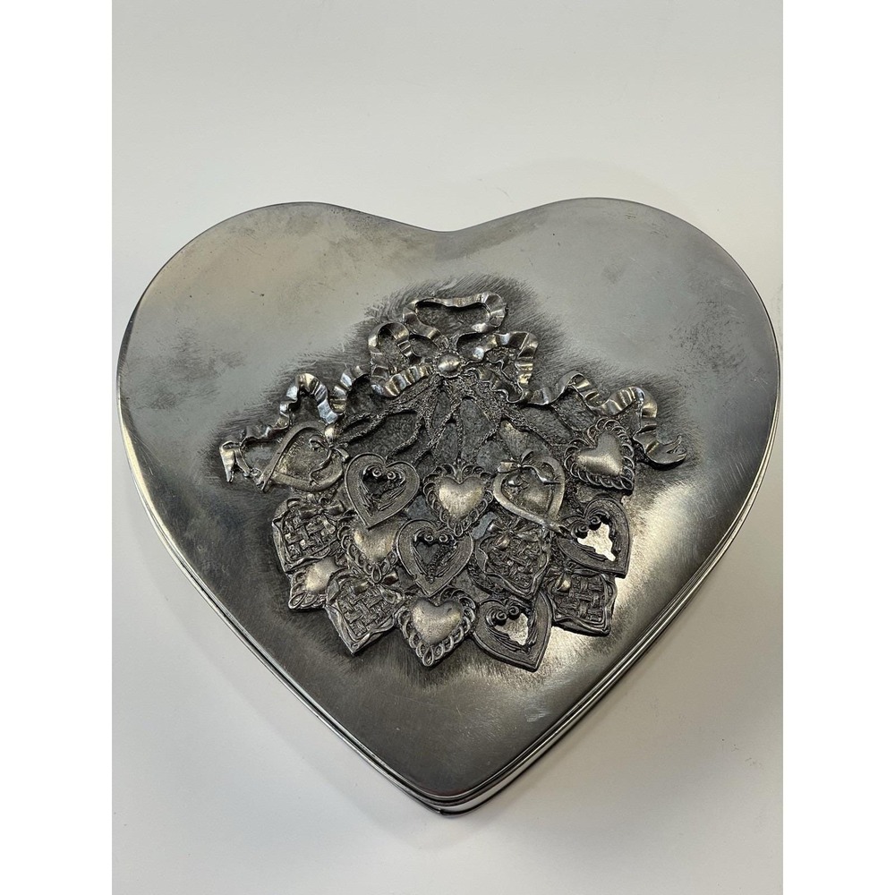 METZKE Pewter Hearth Shape Tin  Box 1992